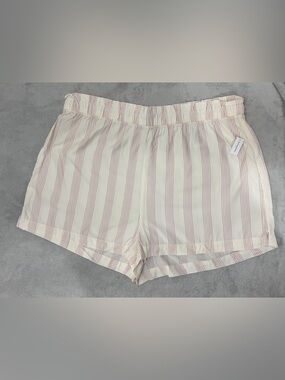 NWT!! Banana Republic Shorts with Pink Stripes Size XL Retail $44.99